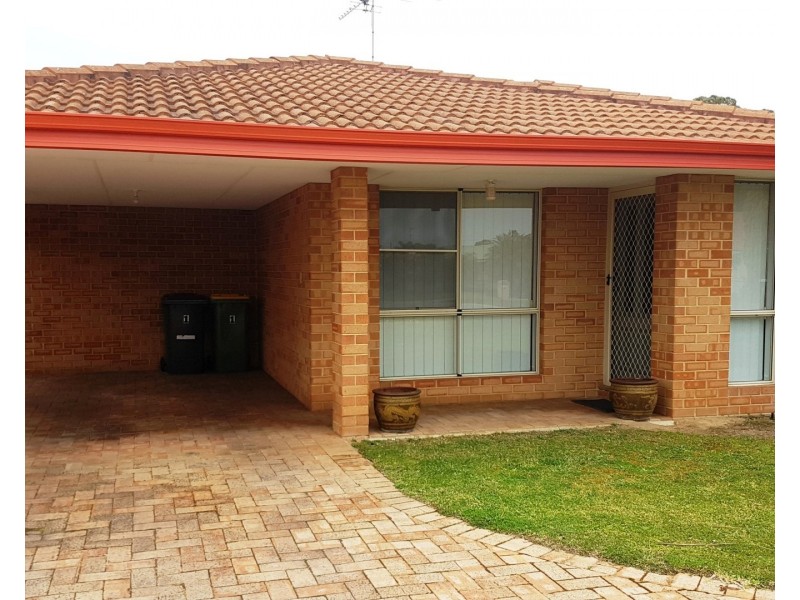 1/6 Yanmar Place, Mandurah WA 6210
