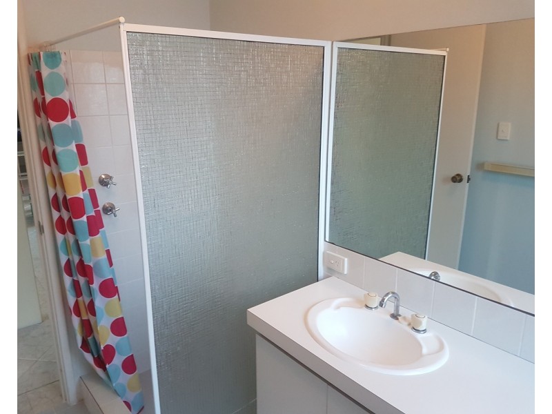 1/6 Yanmar Place, Mandurah WA 6210