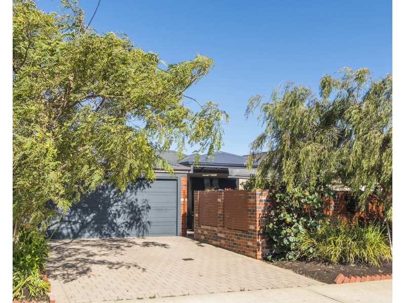 80 Badgerup Avenue, Lakelands WA 6180