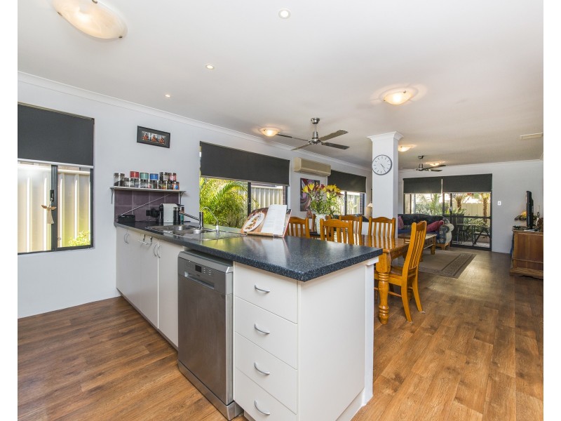 80 Badgerup Avenue, Lakelands WA 6180