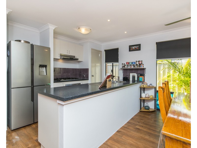 80 Badgerup Avenue, Lakelands WA 6180