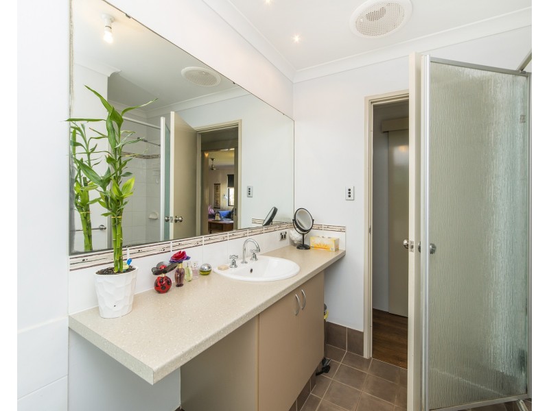 80 Badgerup Avenue, Lakelands WA 6180