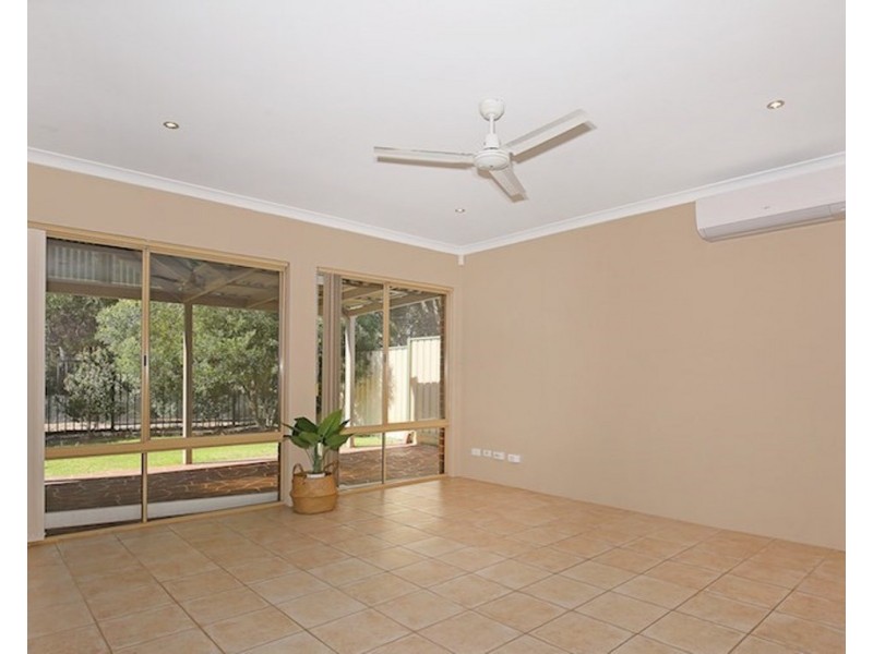 31 Summerlea Avenue, Meadow Springs WA 6210