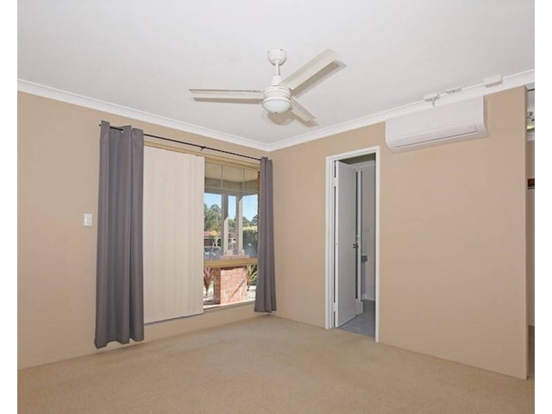 31 Summerlea Avenue, Meadow Springs WA 6210