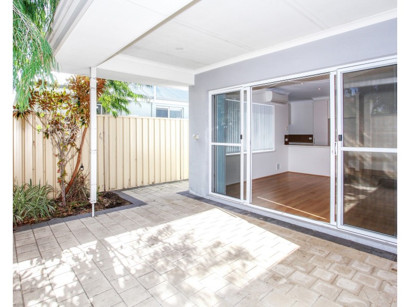 10 Illyarrie Avenue, Falcon WA 6210
