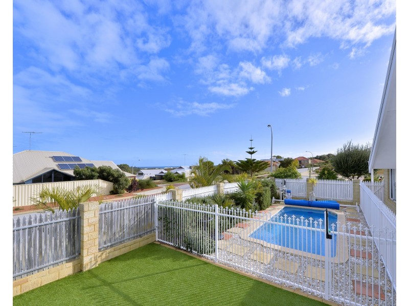 33 Meckering Turn, Dawesville WA 6211
