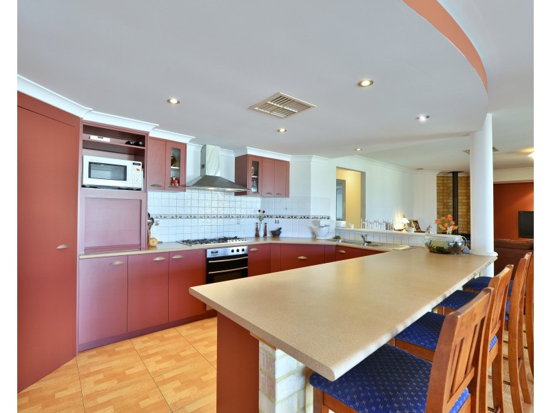 33 Meckering Turn, Dawesville WA 6211