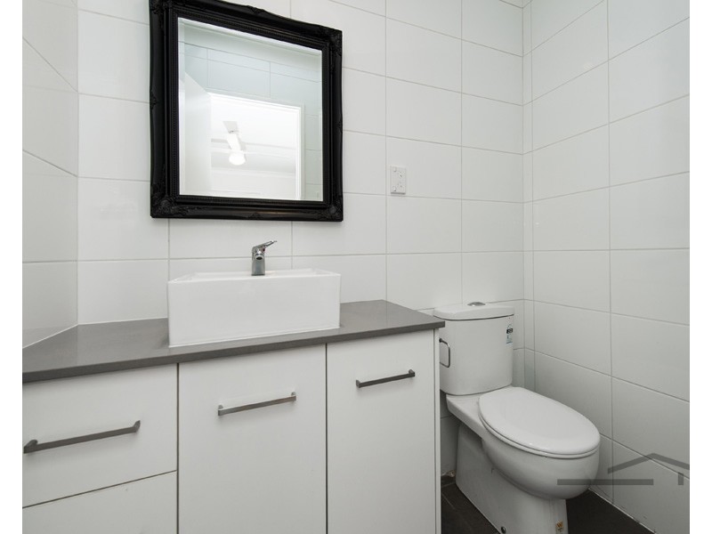 182 Mclarty Road, Halls Head WA 6210