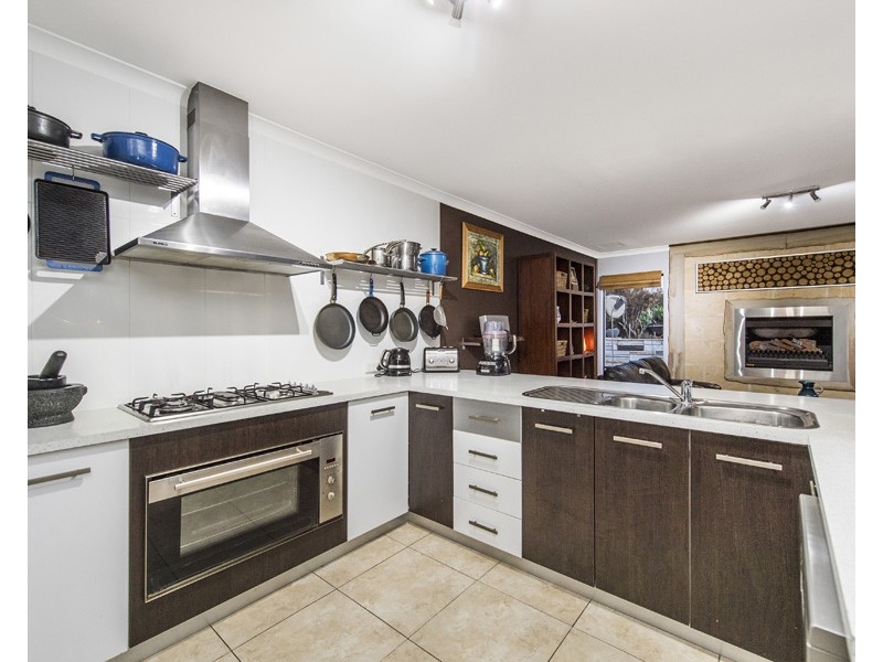 54  Lakeway Retreat, Dawesville WA 6211