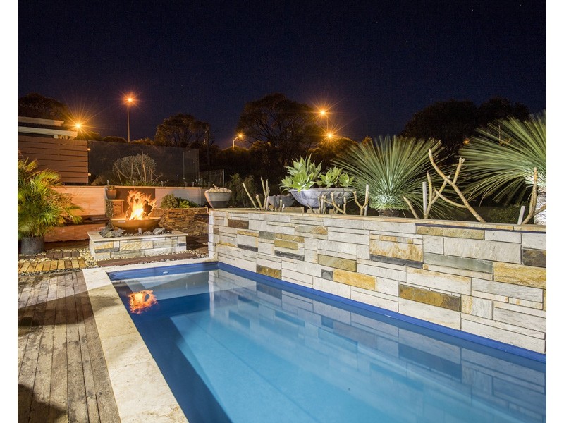 54  Lakeway Retreat, Dawesville WA 6211