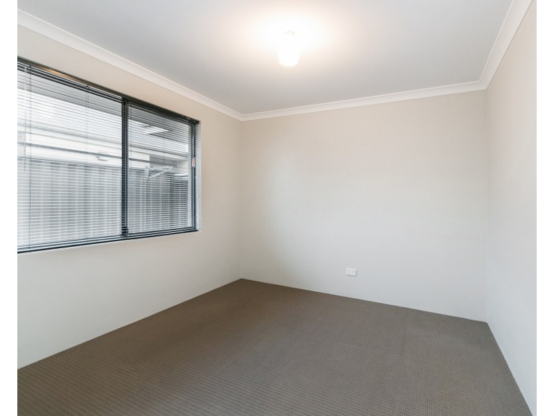 4 Jilba Grove, Erskine WA 6210