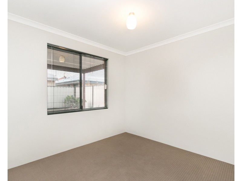 4 Jilba Grove, Erskine WA 6210