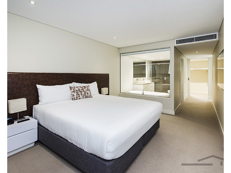 505/1 Marco Polo Drive, Mandurah WA 6210