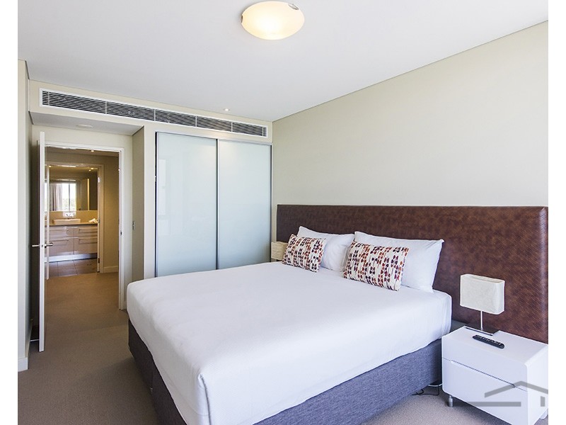 505/1 Marco Polo Drive, Mandurah WA 6210