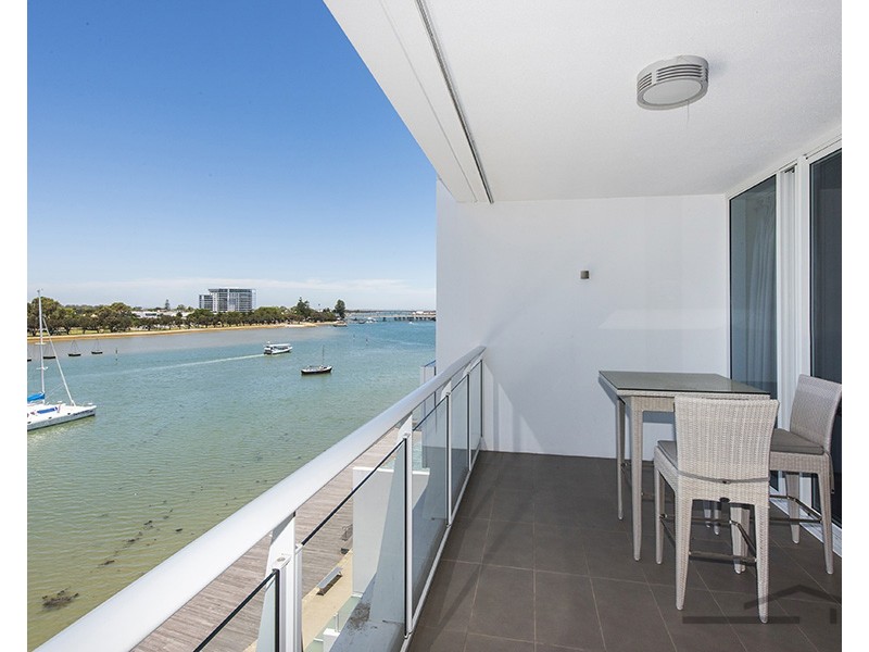 505/1 Marco Polo Drive, Mandurah WA 6210