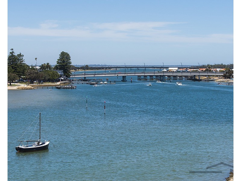 505/1 Marco Polo Drive, Mandurah WA 6210