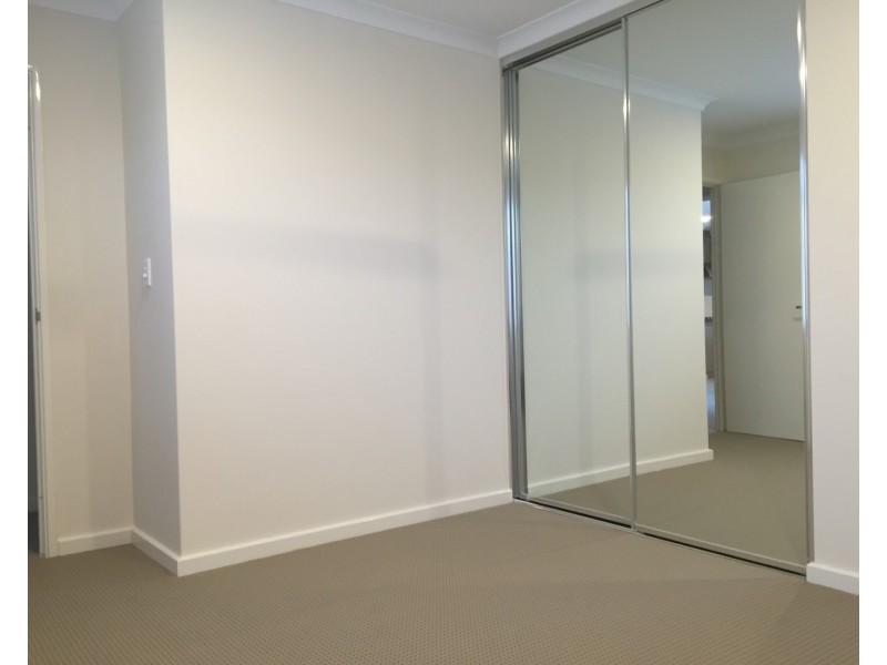 11 Tamarind Lane, Halls Head WA 6210