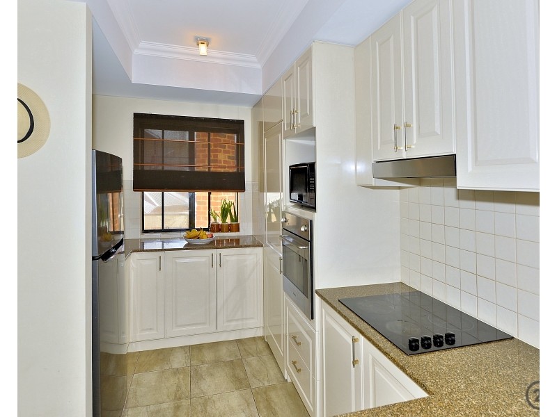 39/37 Dolphin Drive, Mandurah WA 6210