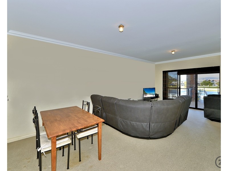 39/37 Dolphin Drive, Mandurah WA 6210