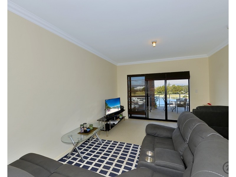 39/37 Dolphin Drive, Mandurah WA 6210