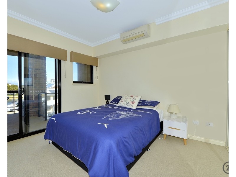 39/37 Dolphin Drive, Mandurah WA 6210