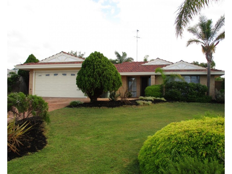 3 Muirfield Court, Halls Head WA 6210