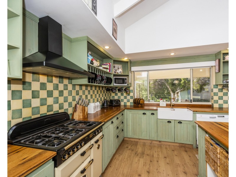 107 Greyhound Retreat, Nambeelup WA 6207