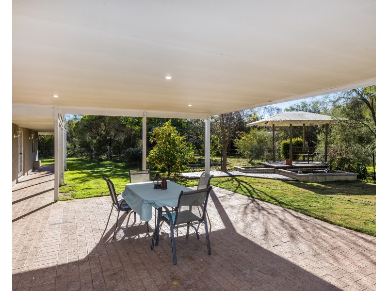 107 Greyhound Retreat, Nambeelup WA 6207
