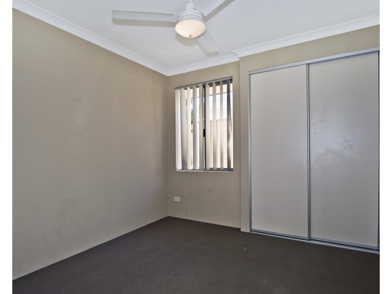 37 Sorrento Turn, Secret Harbour WA 6173