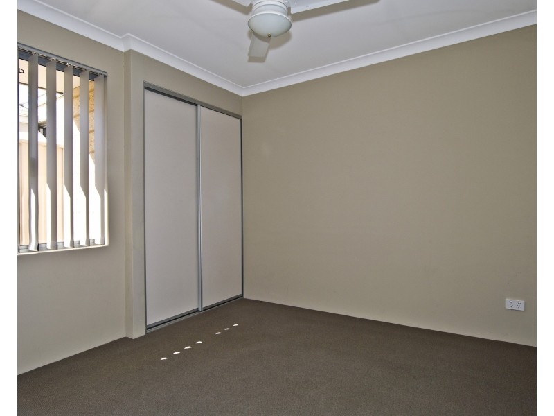 37 Sorrento Turn, Secret Harbour WA 6173