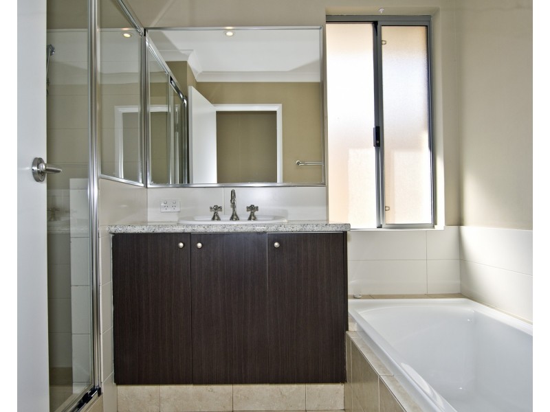 37 Sorrento Turn, Secret Harbour WA 6173