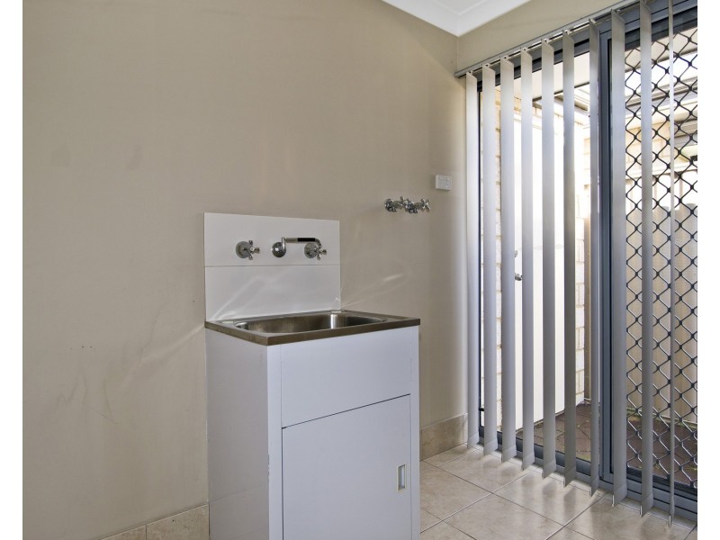 37 Sorrento Turn, Secret Harbour WA 6173