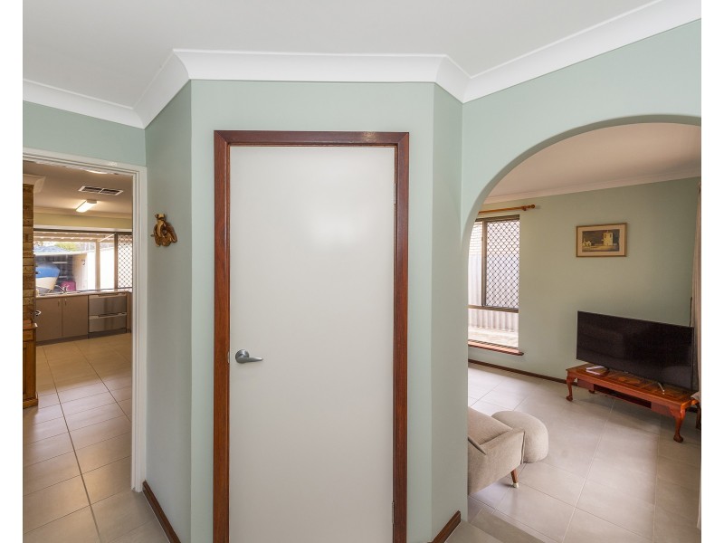 5 Loaring Street, Mandurah WA 6210