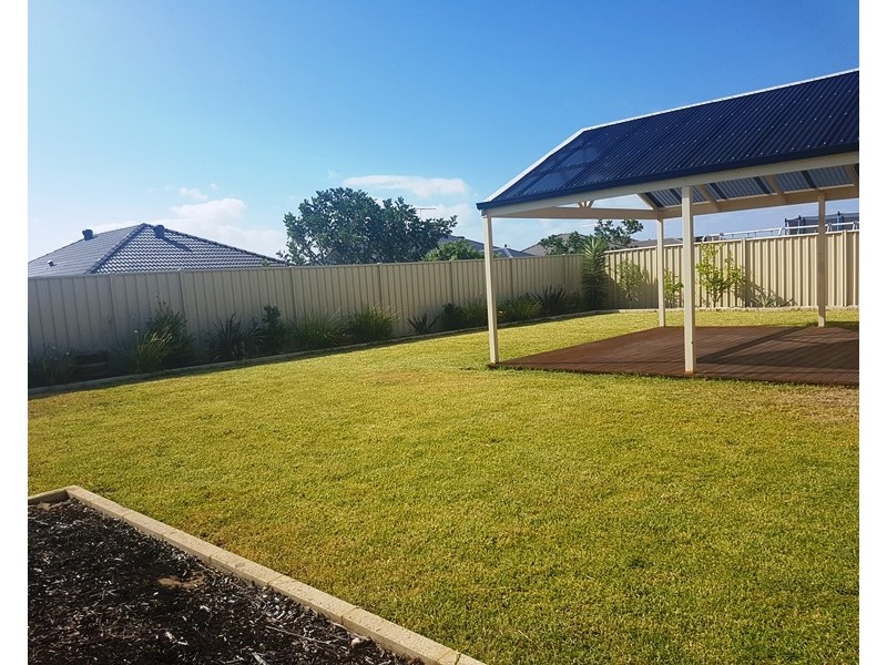 112 Yindana Boulevard, Lakelands WA 6180