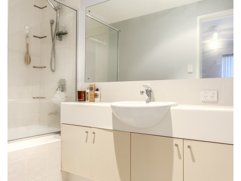 23/206 Mary Street, Halls Head WA 6210
