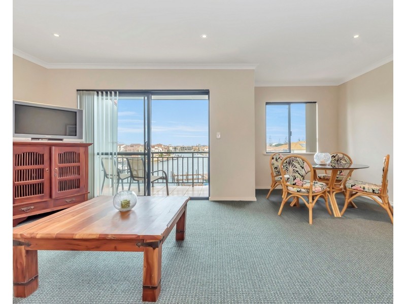 3/7 Village Mews, Wannanup WA 6210