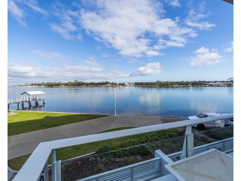 102/5 Marco Polo Drive, Mandurah WA 6210