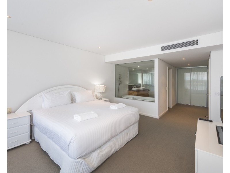 102/5 Marco Polo Drive, Mandurah WA 6210