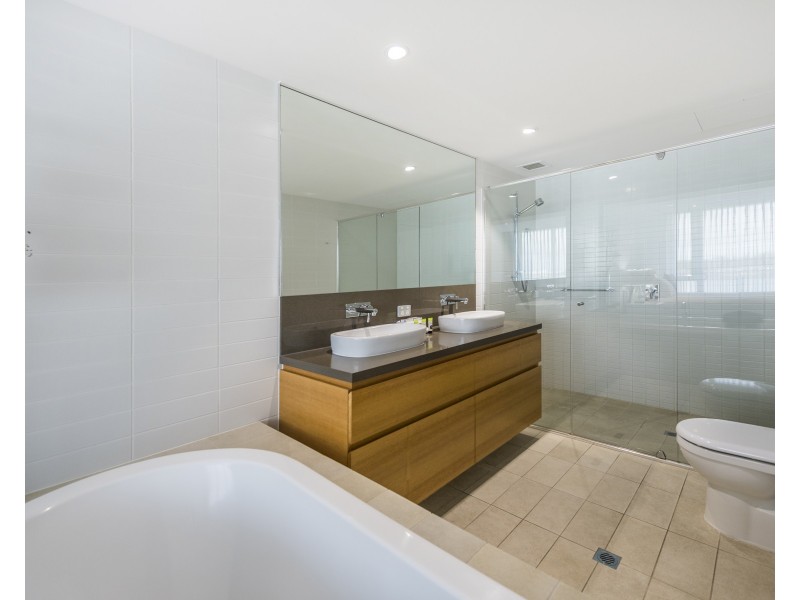 102/5 Marco Polo Drive, Mandurah WA 6210