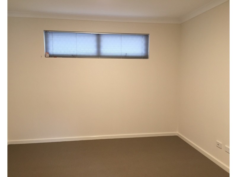 74 Bridgewater Boulevard, Erskine WA 6210