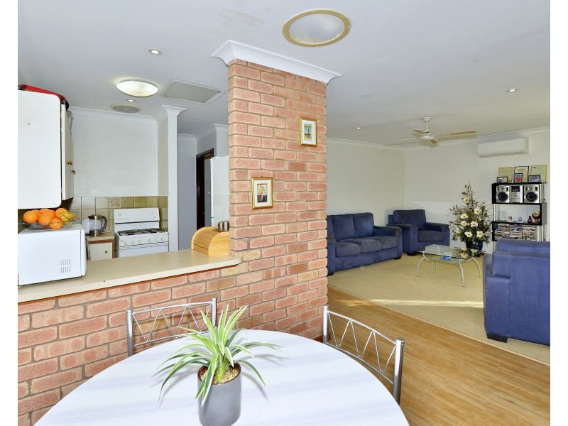 13/6  Leslie Street, Dudley Park WA 6210