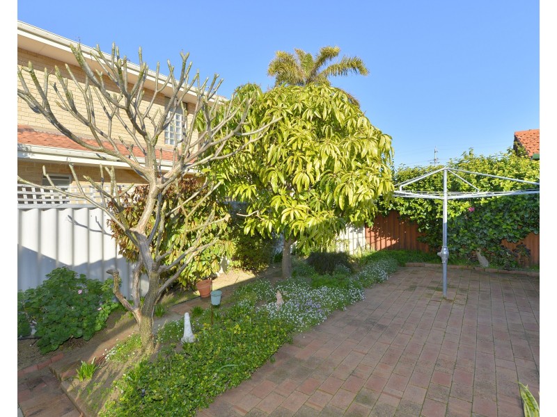 13/6  Leslie Street, Dudley Park WA 6210