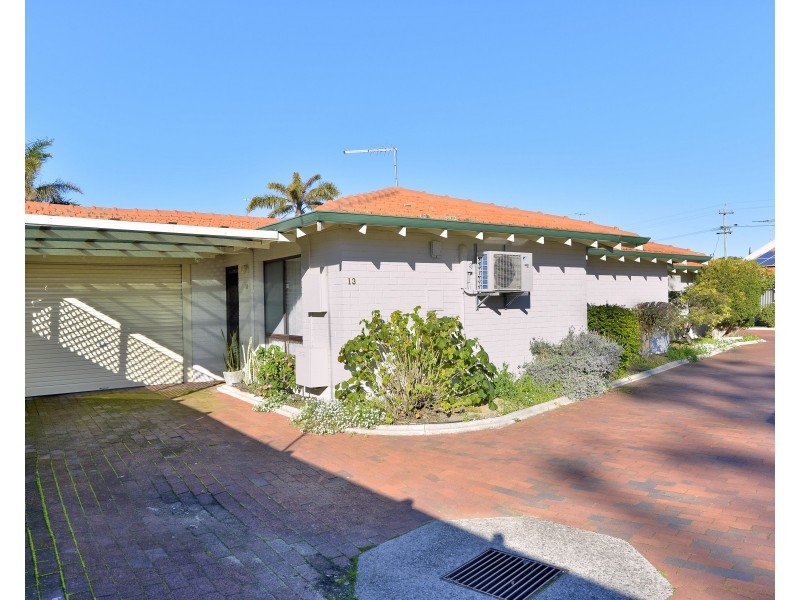 13/6  Leslie Street, Dudley Park WA 6210