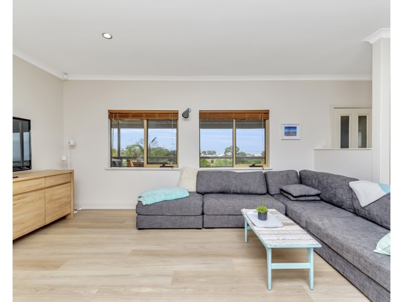 21 Scenic Drive, Falcon WA 6210