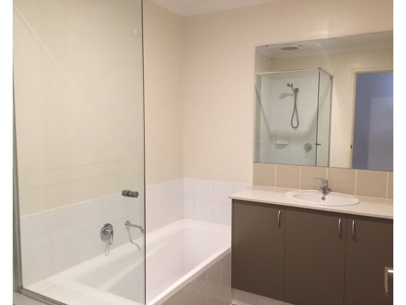 64 Mallina Crescent, Golden Bay WA 6174