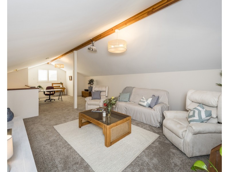 45 Mariners Cove Drive, Dudley Park WA 6210