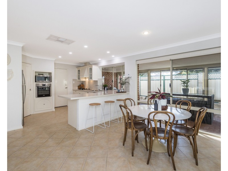 45 Mariners Cove Drive, Dudley Park WA 6210