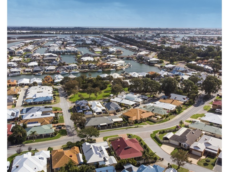 45 Mariners Cove Drive, Dudley Park WA 6210