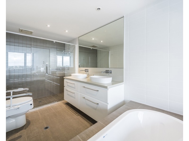 606/1 Marco Polo Drive, Mandurah WA 6210