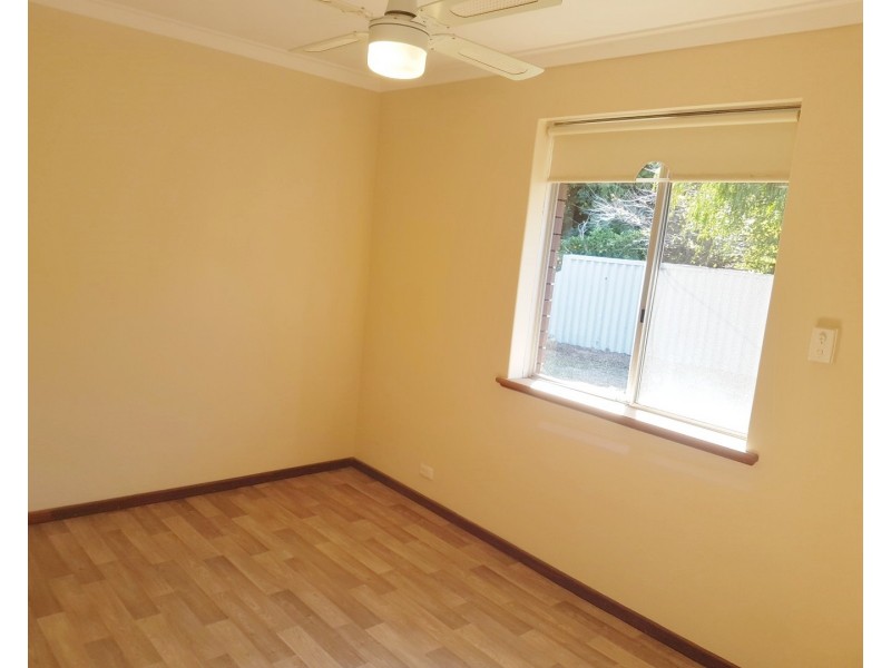 32 Comet Street, Dudley Park WA 6210